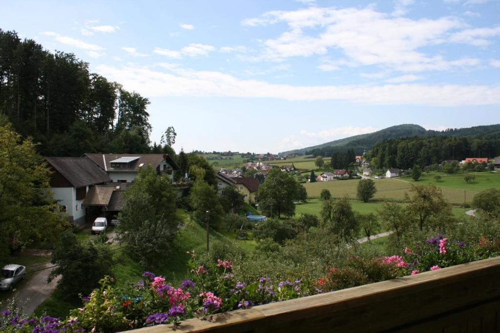 Gasthaus - Gaestehaus Schusterbauer Rein Стая снимка