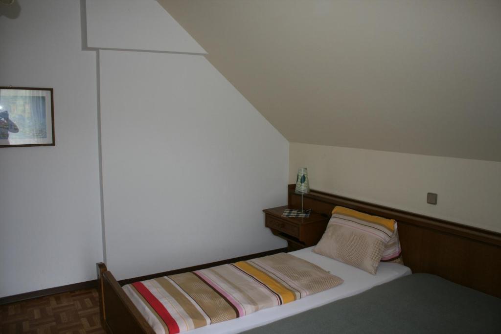 Gasthaus - Gaestehaus Schusterbauer Rein Стая снимка